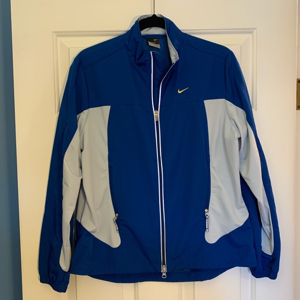 Lightweight Nike Dry Fit Running Jacket